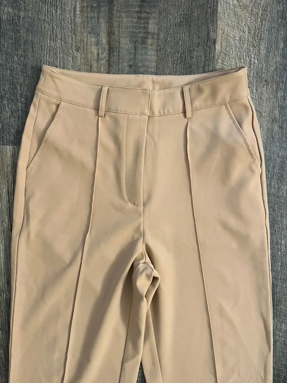 Tailored High-Rise Wide Leg Pants in Light Tan - Picture 4 of 10